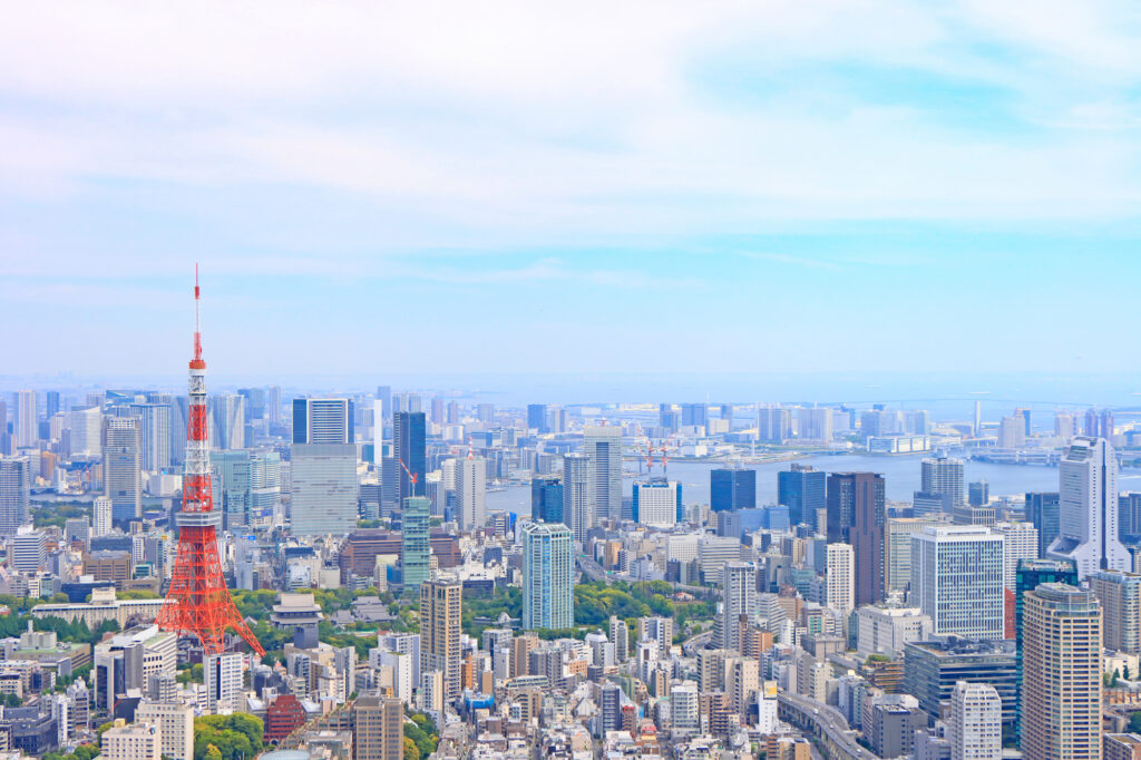 東京タワーと東京の町並みの風景